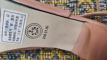 растянуть обувь: Нежные пудро- бежево почти розовые лакированные босоножки ZHEZHI — 5