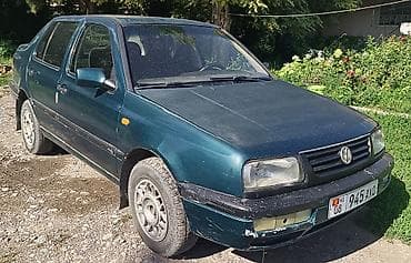вента бампер: Volkswagen Vento: 1994 г., 1.8 л, Механика, Бензин, Седан — 1