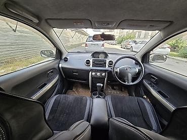 мереке авто: Toyota Ist: 2003 г., 1.5 л, Автомат, Бензин, Хетчбек — 7