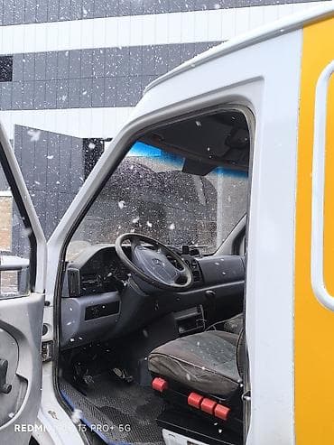 kia sorento 2017: Легкий грузовик, Mercedes-Benz, 3 т — 3