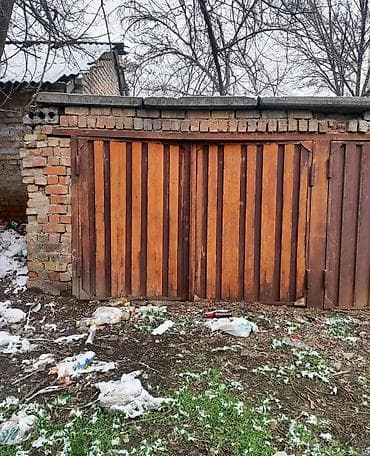 Недвижимость: 2 комнаты, 42 м², Сталинка, 1 этаж, Старый ремонт — 10