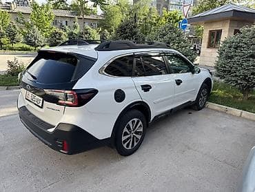 Subaru: Subaru Outback: 2022 г., 2.5 л, Вариатор, Бензин, Универсал — 2