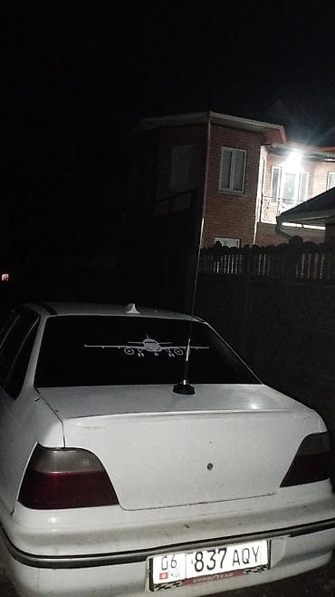 Транспорт: Daewoo Nexia: 1996 г., Седан — 4