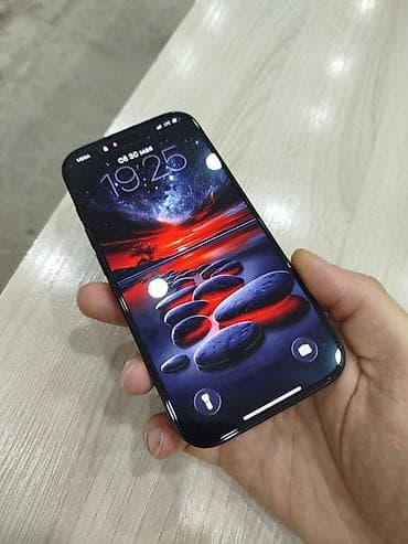 iphone 13 mini купить: IPhone 16 Pro, Б/у, 256 ГБ, Black Titanium, Защитное стекло, Чехол, 93 % — 4