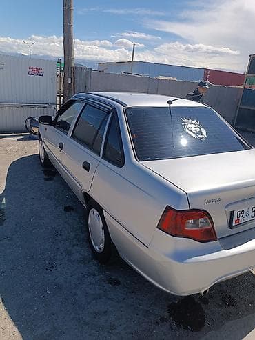 Daewoo: Daewoo Nexia: 2010 г., 1.5 л, Механика, Бензин, Седан — 4