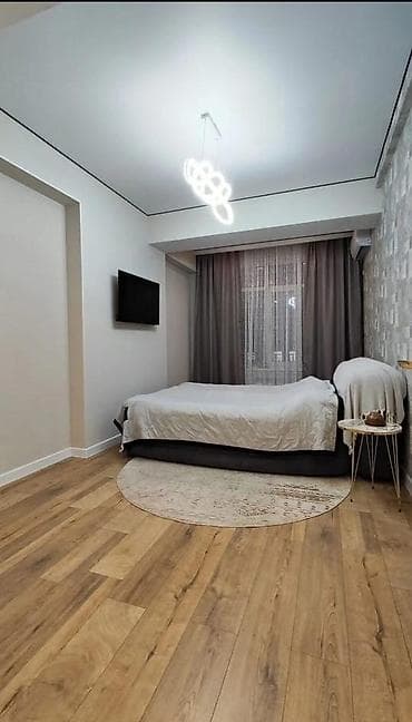 3 комнаты, 76 м², Элитка, 4 этаж, Дизайнерский ремонт — 1
