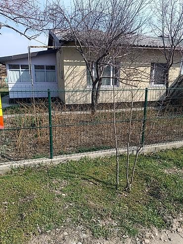 садовый участок: Продаю пол/ дома 3 ком +кухня туалет ванна в доме участок 8соток есть — 1