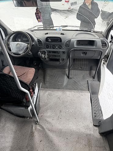 глушители авто: Mercedes-Benz Спринтер: 2003 г., 2.9 л, Бус — 10