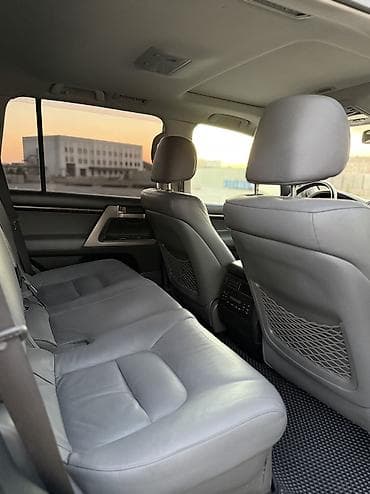 Продажа авто: Toyota Land Cruiser: 2009 г., 4.7 л, Автомат, Газ, Внедорожник — 8