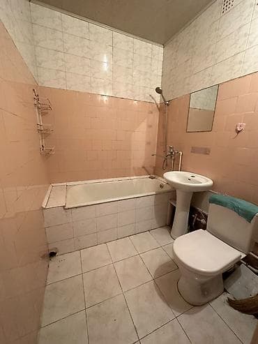 витрины сдаю: 1 комната, 34 м², 2 этаж, Косметический ремонт — 3