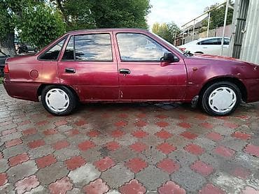 Daewoo Nexia: 2010 г., 1.6 л, Кол менен иштөөчү, Бензин, Седан — 2