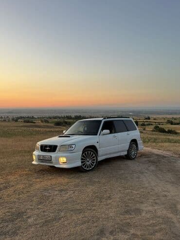 Subaru Forester: 2000 г., 2 л, Автомат, Бензин, Хэтчбэк