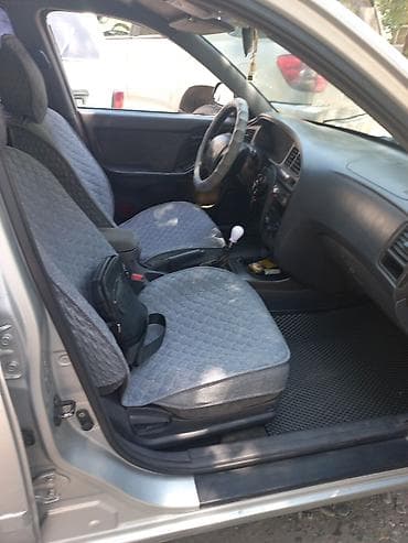 mini jack: Hyundai Elantra: 2002 г., 2 л, Механика, Бензин, Седан — 7
