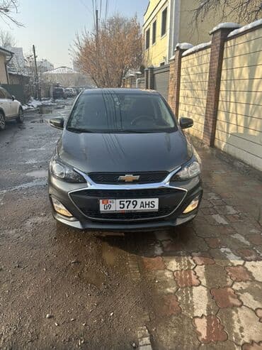 Chevrolet Spark: 2019 г., 1 л, Автомат, Бензин, Хэтчбэк