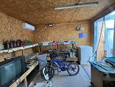 Коммерческая недвижимость: Продаюя или меняю на авто цена договорная. обрящятся по телефону — 4