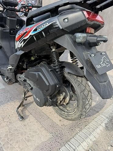 обмен на нива: Тип скутера 150 куб. см, Бензин, Новый — 4