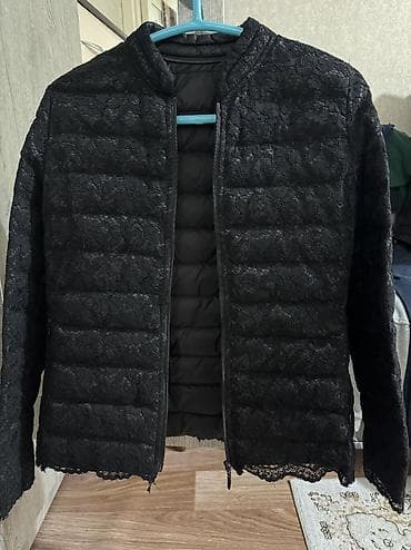 tech fleese: Женская стёганая куртка без воротника, чёрная, с кружевным верхом — 1