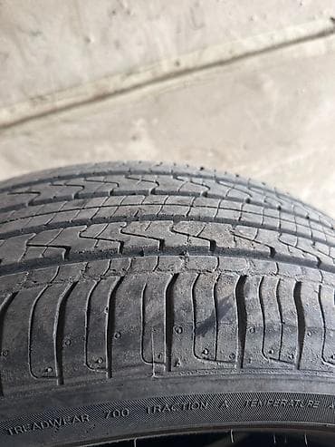Комплект летних шин 215/55 R17 94V - Размер: 215/55 R17 - Индекс