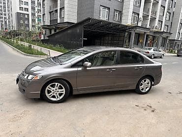 Honda Civic: 2009 г., 1.8 л, Автомат, Бензин, Седан — 2