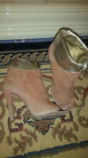 черные замшевые ботильоны: Продам замшевые супер модные ботильёны. размер 37 — 3