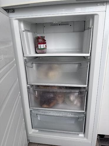 sharp aquos: Холодильник Atlant, Б/у, Двухкамерный, No frost, 60 * 203 * 59 — 4