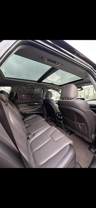 авто салона: Hyundai Santa Fe: 2019 г., 2.4 л, Автомат, Бензин, Кроссовер — 7