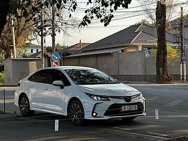 Toyota Corolla: 2020 г., 1.2 л, Вариатор, Бензин, Седан