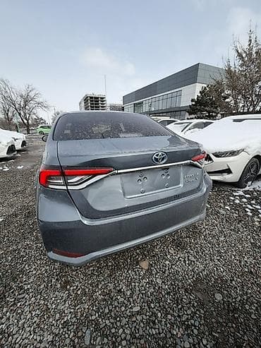 corolla 2016: Toyota Corolla: 2022 г., 1.8 л, Вариатор, Гибрид, Седан — 6