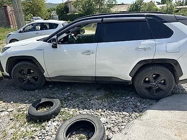 Toyota: Toyota RAV4: 2019 г., 2.5 л, Автомат, Гибрид, Кроссовер — 8