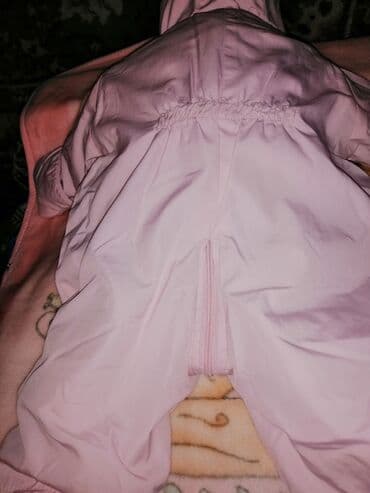 детский зимний комбез для новорождённых: Детские тёплые и на межсезонье комбезы б/у. Состояние хорошее. На — 11