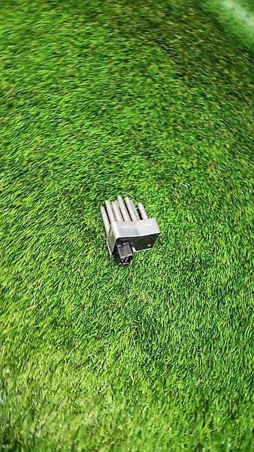 е38: Задний каскад вентилятора 8 369 ——561 Е39 е38 е53 В отличном — 4