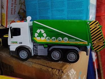 Игрушечный мусоровоз TRUCK Urban Sanitation - Реалистичная модель