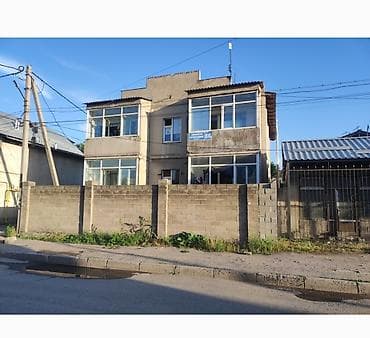 дом учкун: 195 м², 8 комнат, Учкун мкр, Семейным — 1