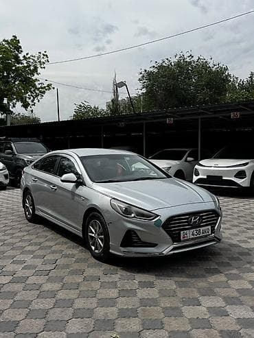 Hyundai Sonata: 2018 г., 2 л, Автомат, Бензин, Седан — 1