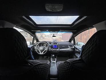 фит 2014: Honda Fit: 2014 г., 1.5 л, Вариатор, Бензин, Хэтчбэк — 8