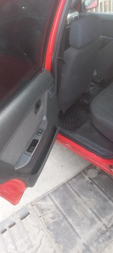 crv 2: Daewoo Nexia: 2010 г., 1.5 л, Механика, Бензин, Седан — 5