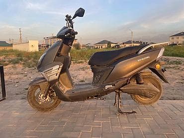 сктер: Срочно срочно!!!!!! Продаю Скутер Kunbao KH-Suzuki, городской класс — 2