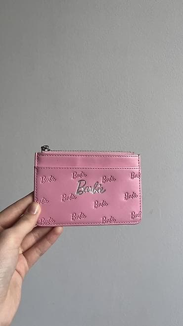 чехол для сигарет: Картхолдер Barbie, розовый - Компактный держатель карт из гладкого — 1