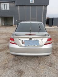 продажа подержанных автомобилей: Honda Fit: 2002 г., 1.5 л, Автомат, Бензин, Седан — 1