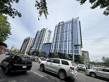 victor: Аренда офисов, 180 м², В бизнес центре — 1