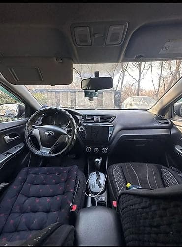 мобилио спайк: Kia Rio: 2016 г., 1.4 л, Автомат, Бензин, Седан — 5