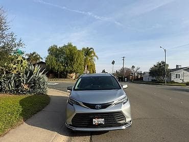 sea lion 06: Toyota Sienna: 2020 г., Гибрид, Минивэн — 6