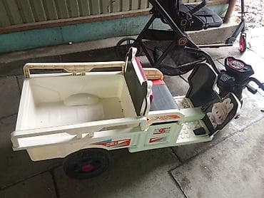 машинка с педалями: Детский электрокар — 5