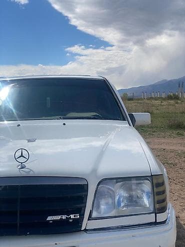 калганы: Mercedes-Benz W124: 1997 г., 3.2 л, Седан — 6