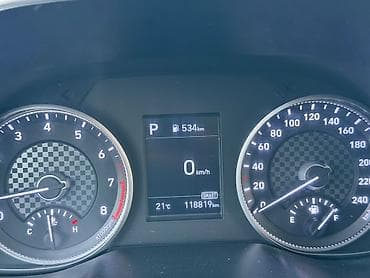 вента автомат: Hyundai Avante: 2019 г., 1.6 л, Типтроник, Бензин, Седан — 7