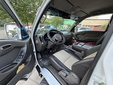 q 7: Легкий грузовик, Hyundai, Стандарт — 4