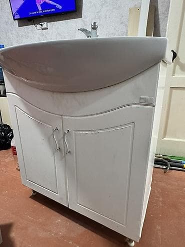 зеркало в ванную бу: Тумба для ванны, Б/у, С раковиной, ЛДСП, Самовывоз, цвет - Белый — 3