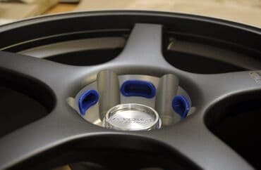 скупка титановых дисков: Литые Диски R 18 Комплект, отверстий - 5, Новый — 2