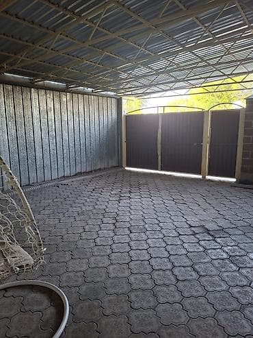 дваинои агент: Продаётся жилой дом с просторным двором и навесом для авто. - — 3