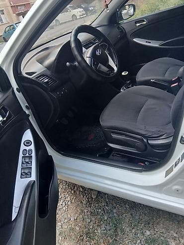 bmw e23: Hyundai Solaris: 2012 г., 1.6 л, Механика, Бензин, Седан — 2